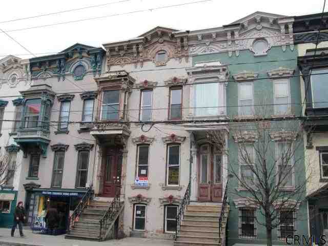 294 Lark St