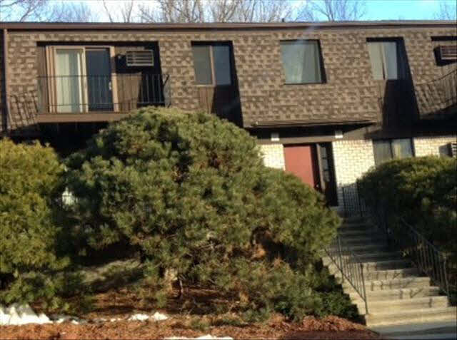 2102 Cherry Hill Dr