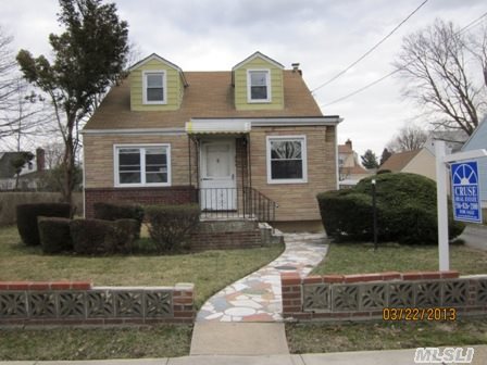 222 Perry St