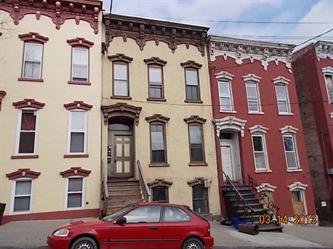 5 Myrtle Ave
