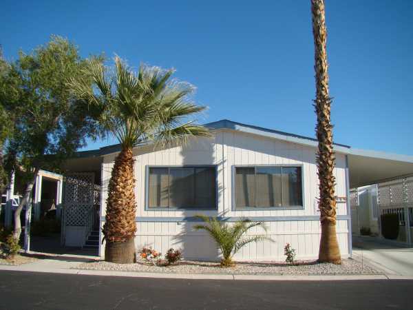8122 W. Flamingo