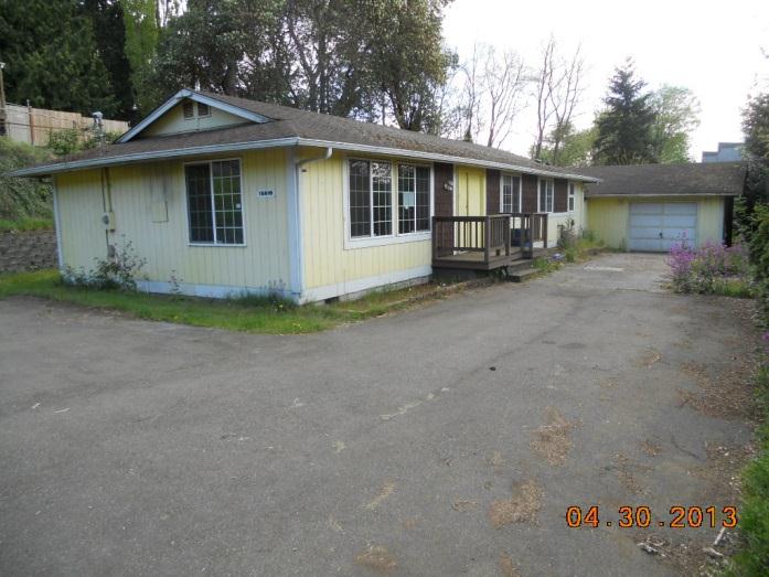 15818 4th Ave SW