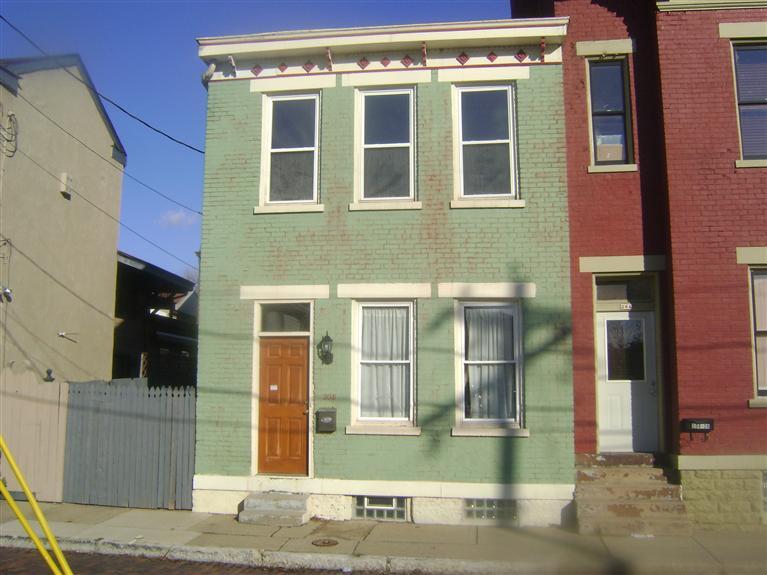 208 Athey St