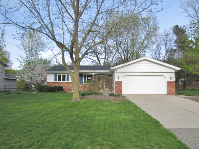 6332 Patagonia Dr SE