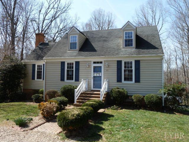 372 Catalpa Rd