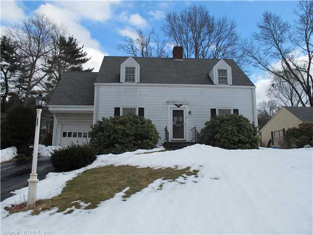 74 Dryden Dr