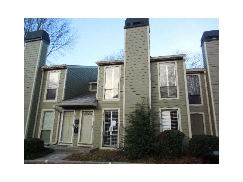1123 Riverbend Club Dr Se