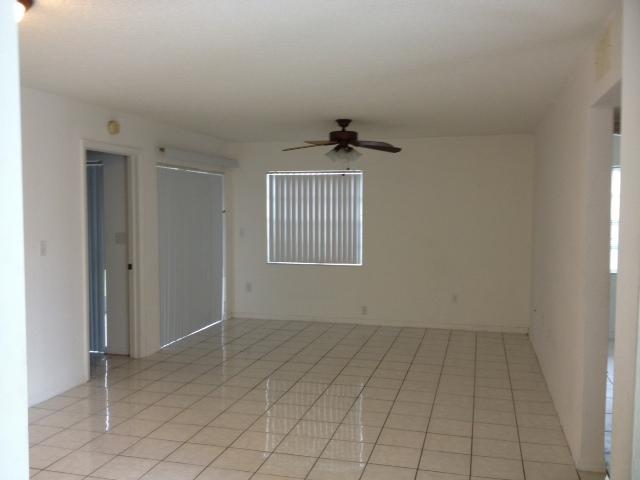 430 NE 210 CIR TERRACE # 102