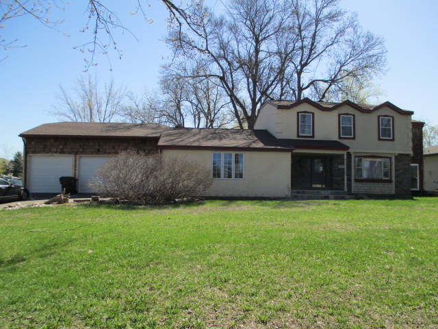 1835 Saint Johns Dr