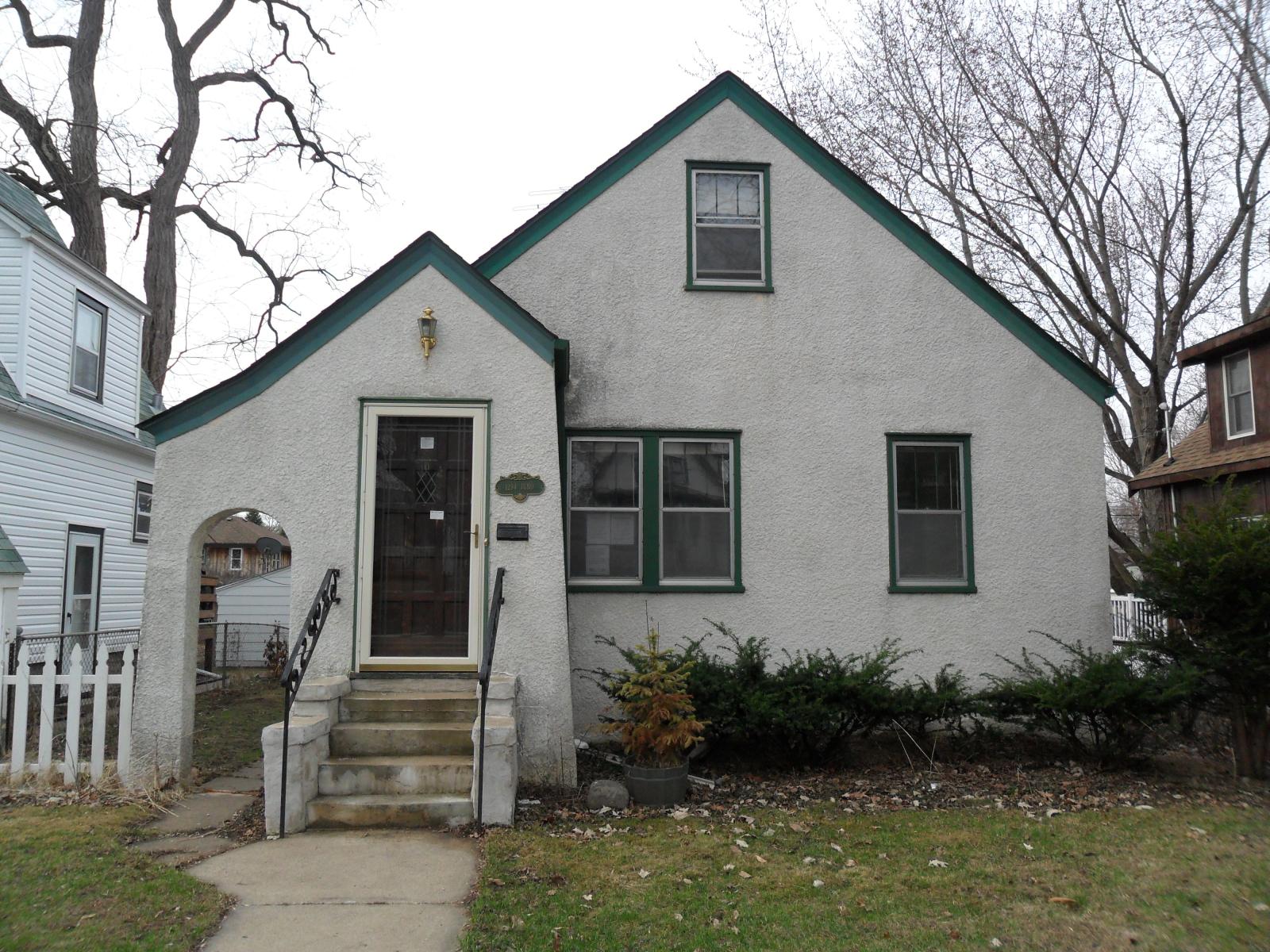1294 Juno Ave
