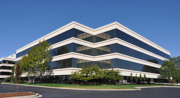 17177 Laurel Park Dr