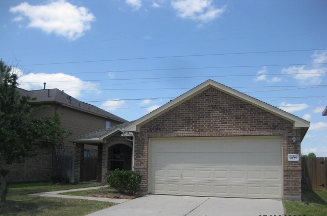 8227 Polaris Point
