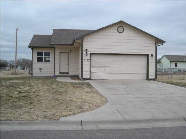 2738 N Chautauqua Ave