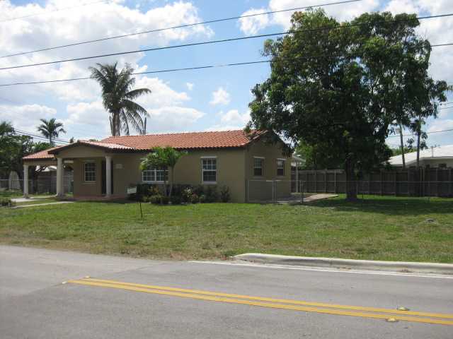 3500 SW 73 AV