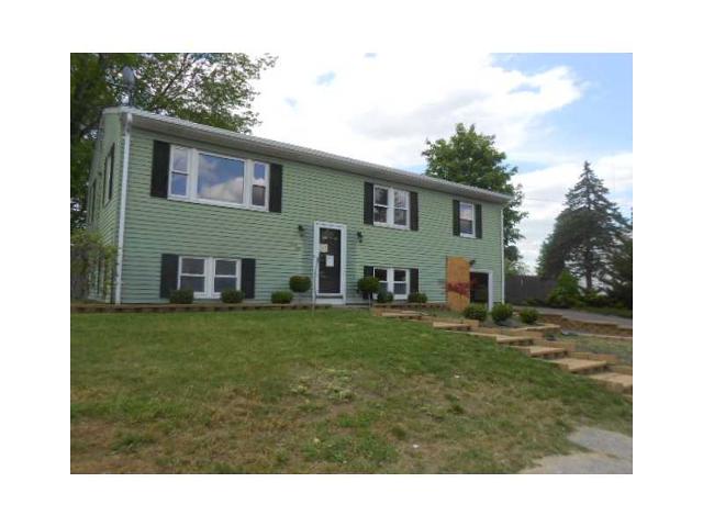 44 York Dr