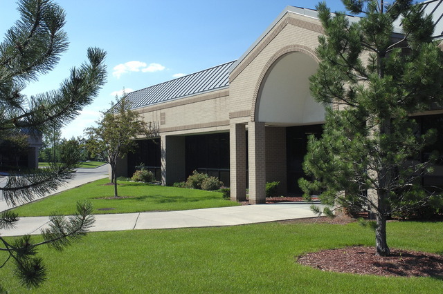 1525 Fairlane Cir