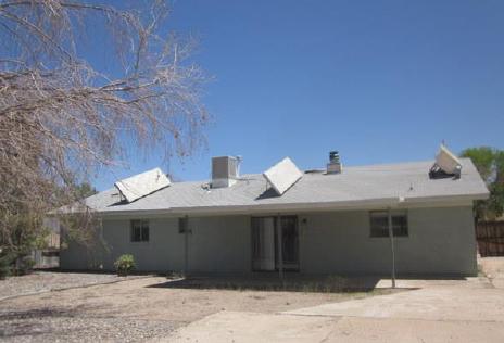 10221 La Paz Dr NW