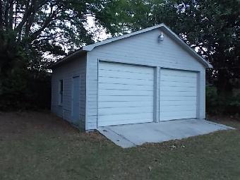 11 Thomas Dr
