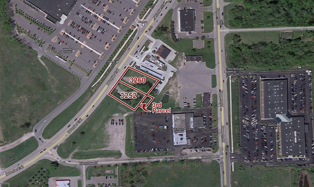3252-3260 N Pontiac Trail