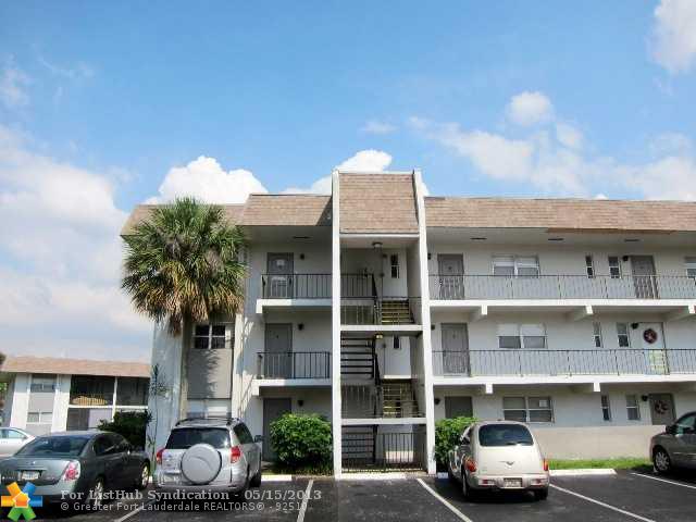 8020 Colony Cir N Apt 301