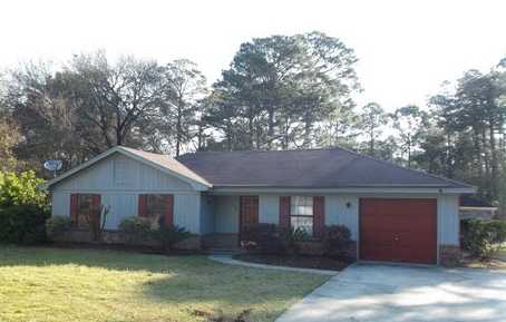 1330 Pine Ridge Dr