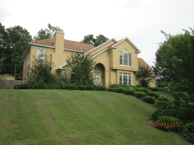 7674 Pine Ridge Dr