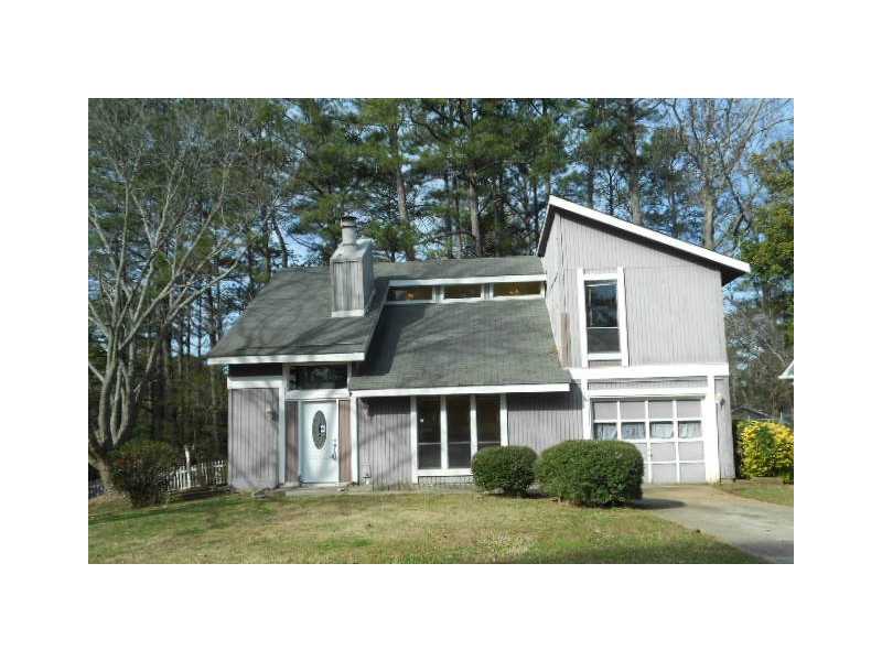 669 N Pointe Knoll Ct