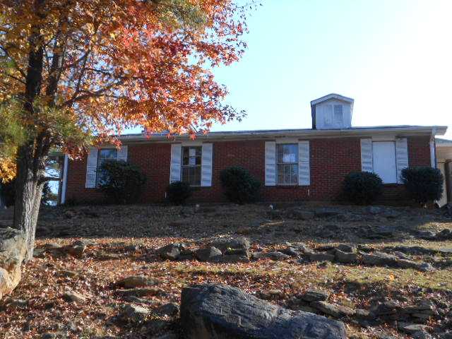 5814 5816 Willamsburg Tr