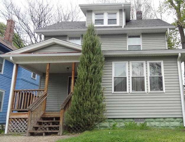 907 Bloomfield Ave