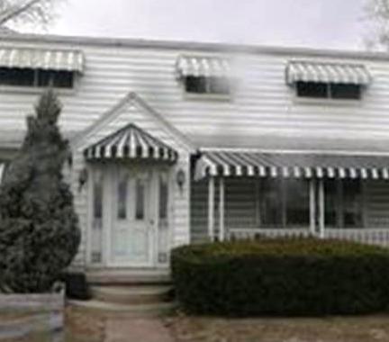 1983 Garrick Ave