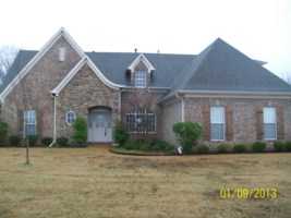 4963 Isabel Dr