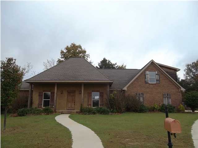 104 Glenview Ct