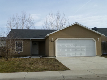 221 Parkmont Way