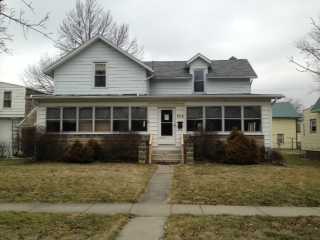 904 Main St