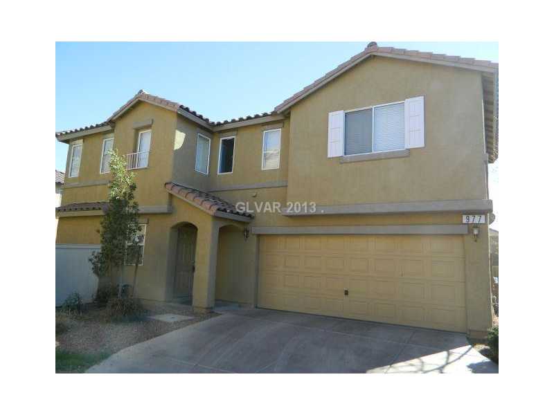 977 Medina De Leon Ave