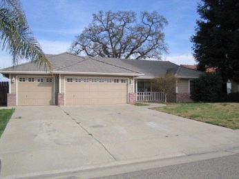 320 South Summit Drive