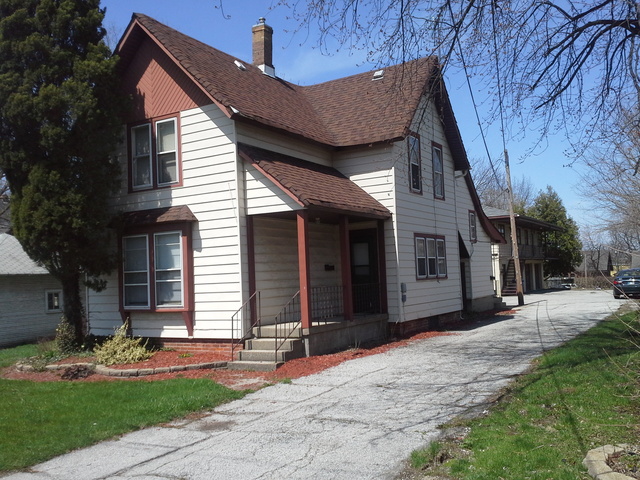 108 E NORTH ST