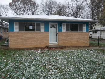 2896-2898 Kilbourne Ave