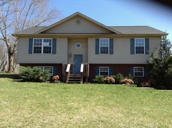 1023 Martins Glen L