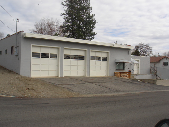 916 Lincoln Way