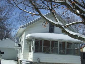 909 Herring Ave