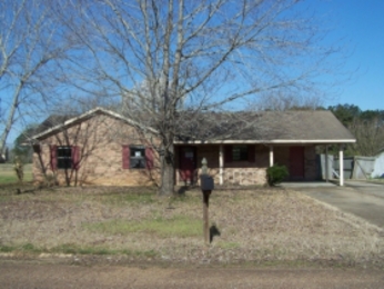 82 Carolyn Dr