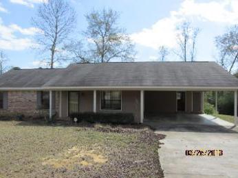 140 Pinewood Dr