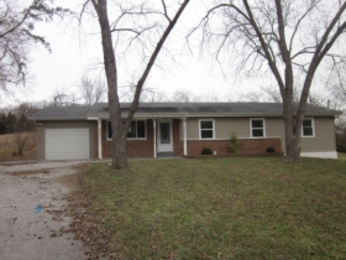 37 Robin Ln