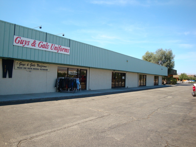 1105 N. Gene Autry Tr