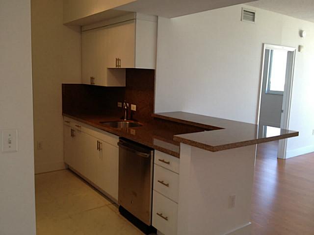 18800 NE 29 AV # 702