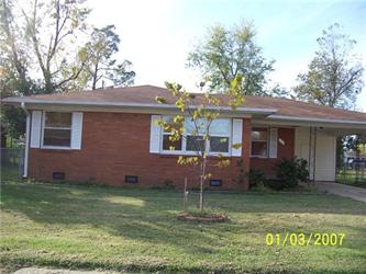 903 N Parkside