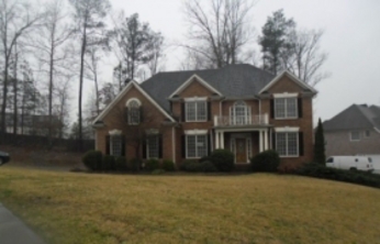 740 Walden Blvd
