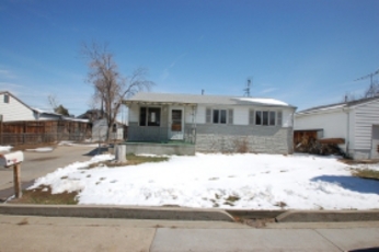 7440 Carnation Pl