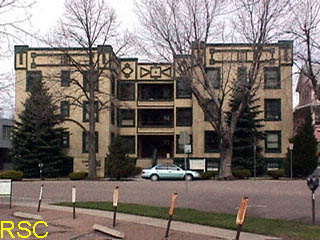 10 BOULDER CRESCENT